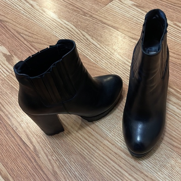 Steven Madden boots - Picture 5 of 5